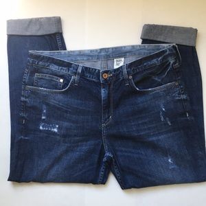 Distressed Boyfriend Jeans!